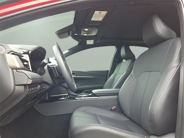 2025 Toyota Camry XSE photo 9