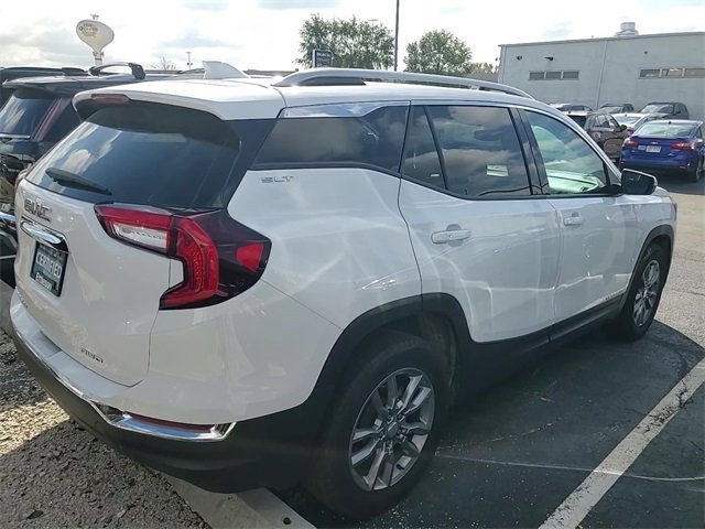 2024 Gmc Terrain SLT photo 3