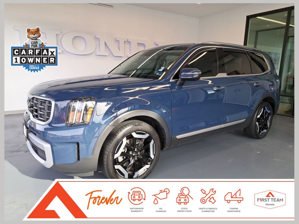 2024 Kia Telluride S's photo