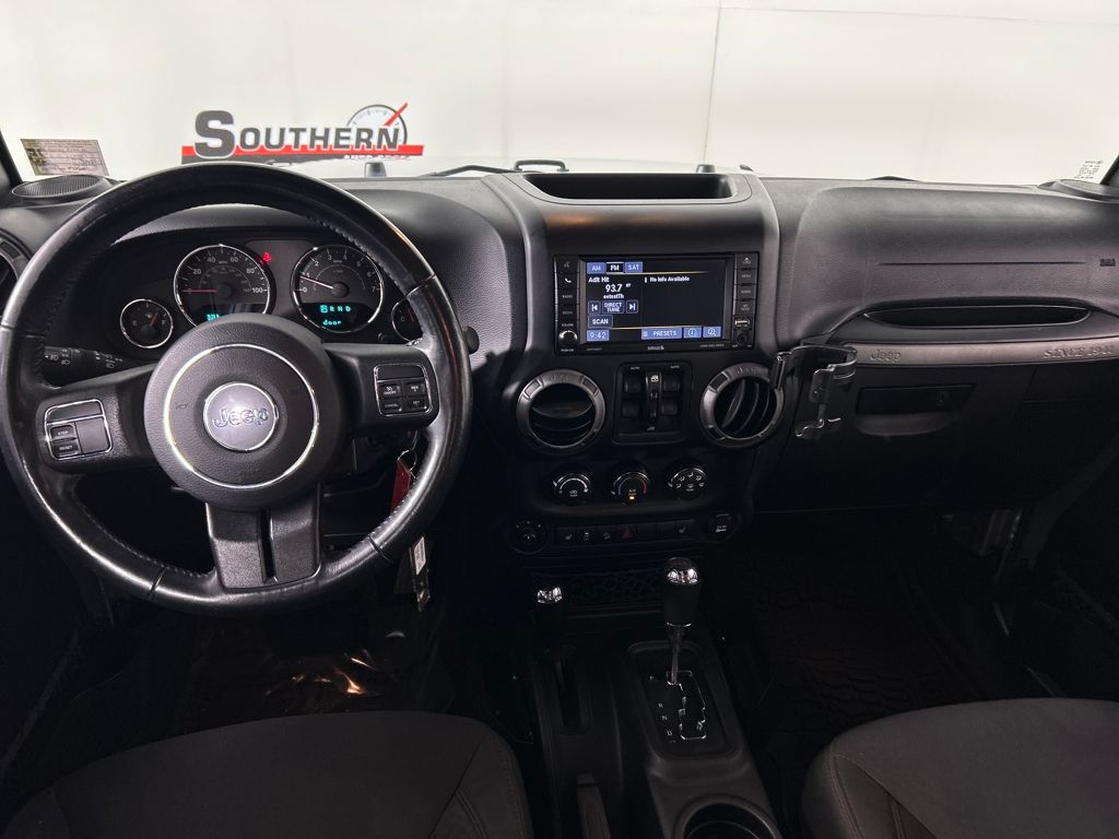 2017 Jeep Wrangler Unlimited Sport photo 3