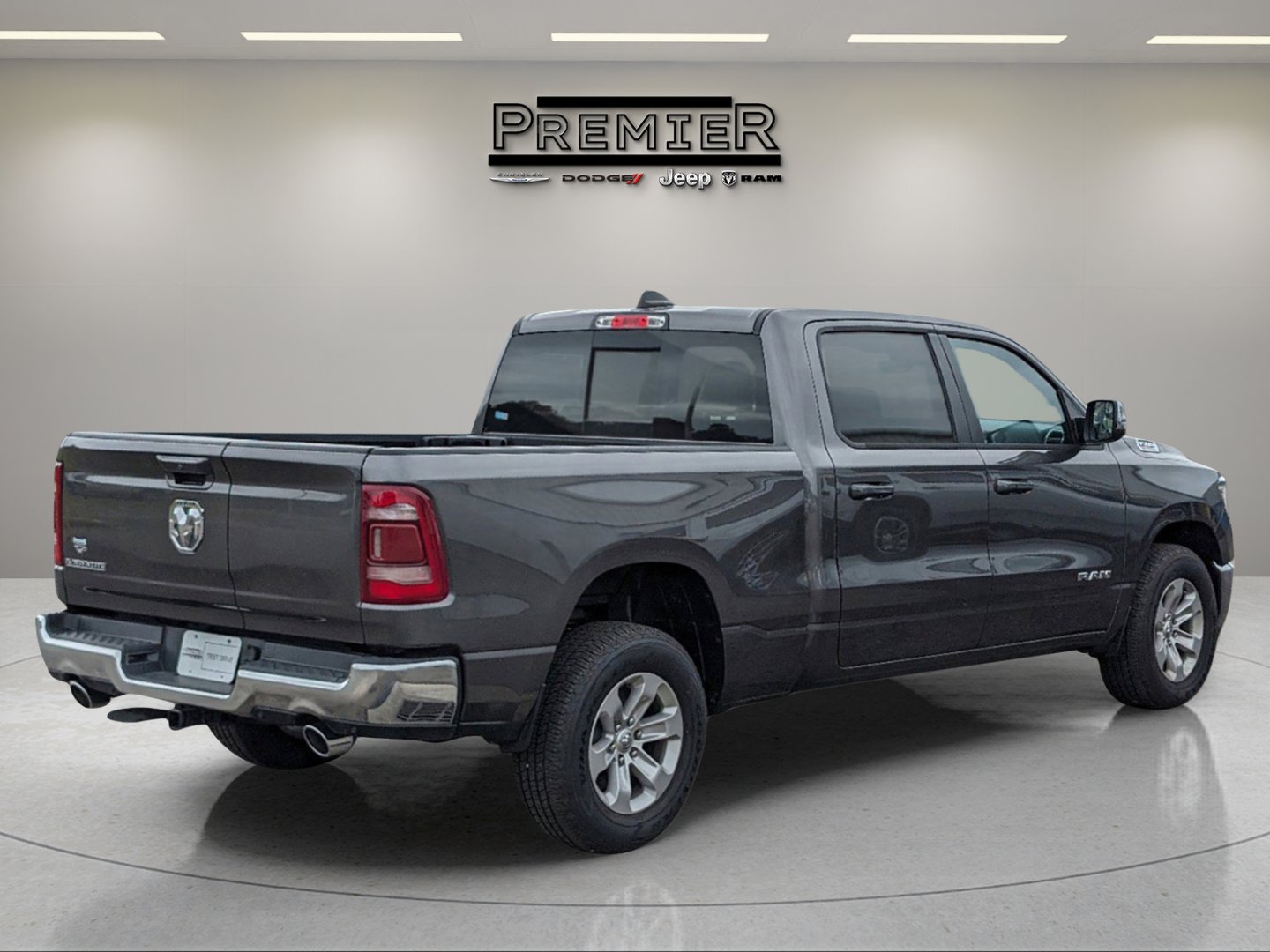 2023 Ram 1500 Laramie photo 5