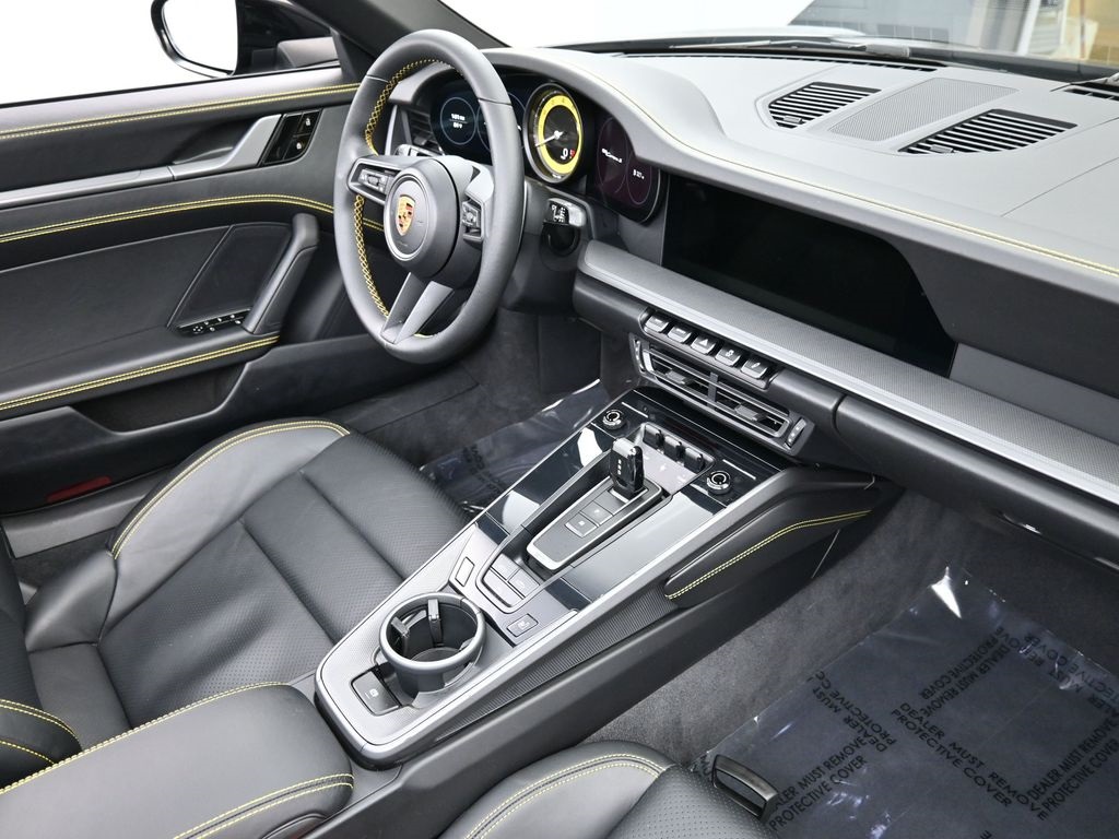 2021 Porsche 911 S photo 10