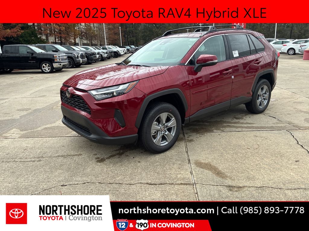 2025 Toyota RAV4 XLE's photo