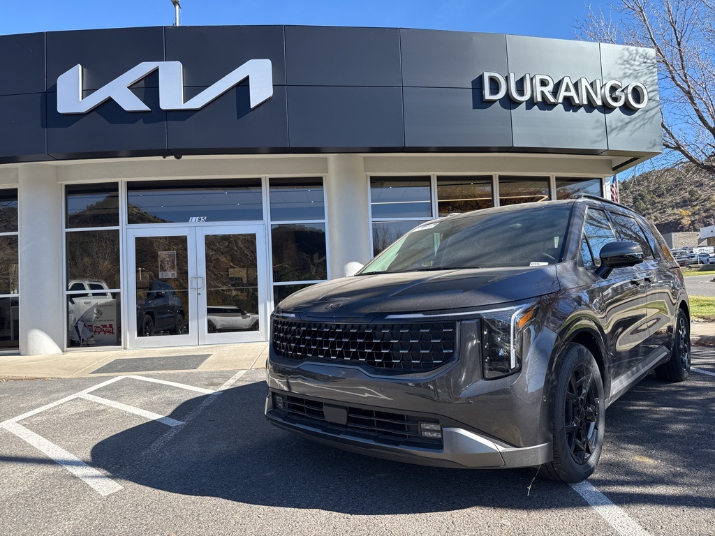 2026 Kia Carnival SX's photo