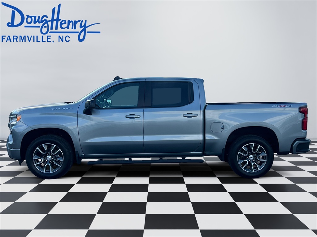 2023 Chevrolet Silverado 1500 RST photo 2