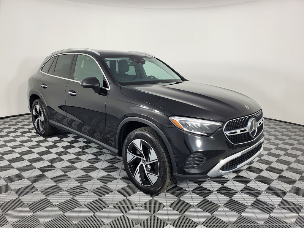 2023 Mercedes-Benz GLC