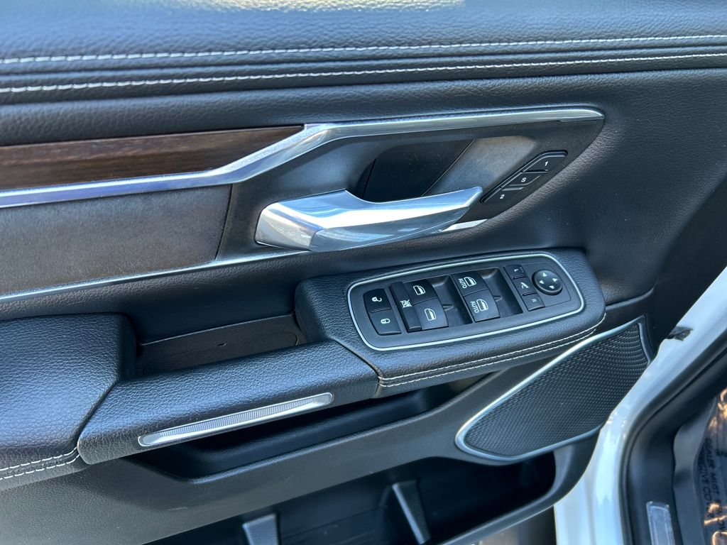 2022 Ram 1500 Laramie photo 14