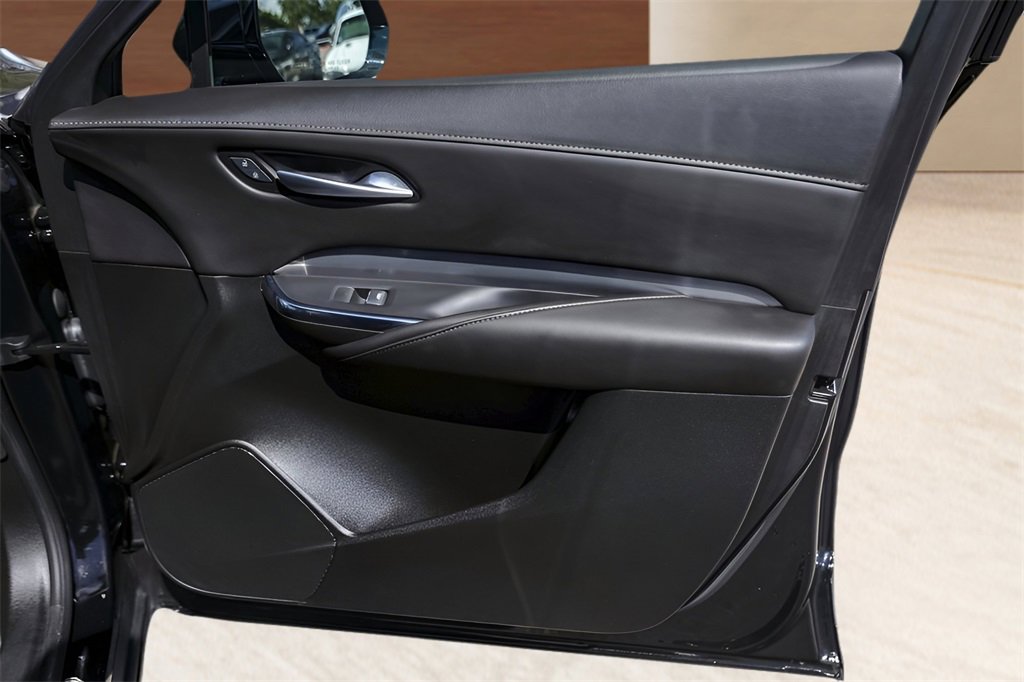 2025 Cadillac XT4 Premium Luxury photo 28