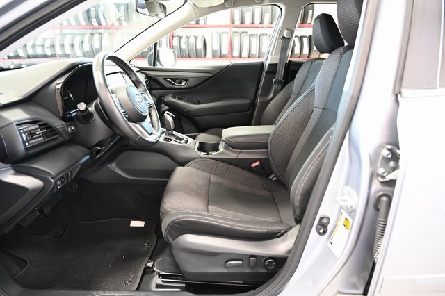 2025 Subaru Outback Premium photo 4