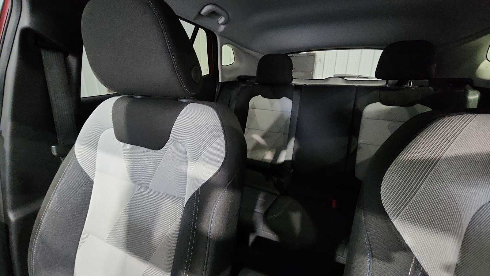 2025 Chevrolet Trax LS photo 12