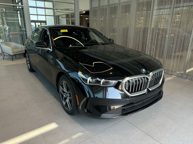 2026 BMW 5 Series 530i xDrive