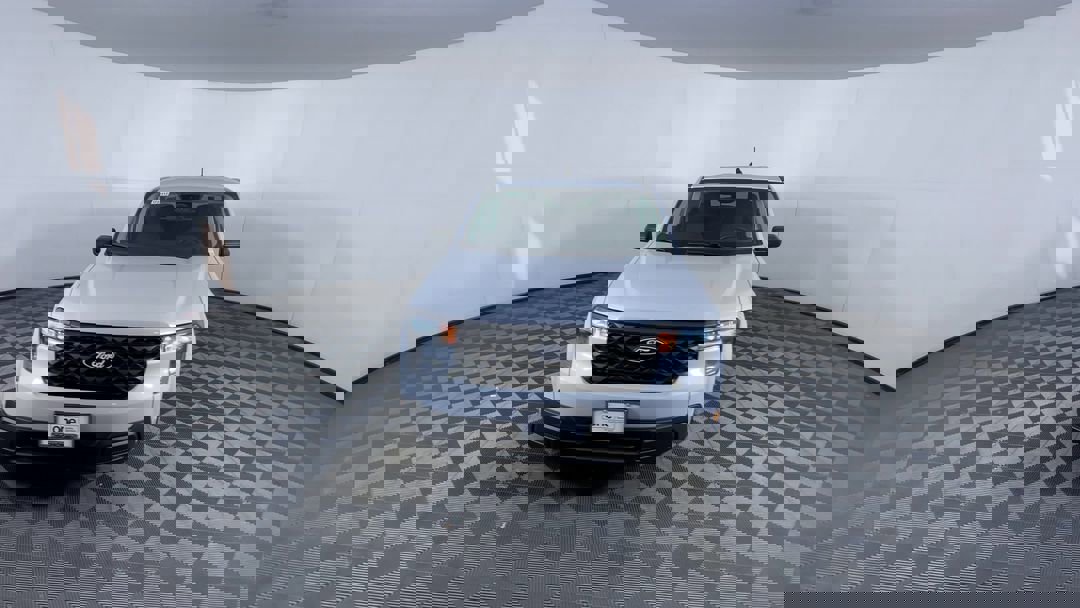 2025 Ford Maverick XL photo 3