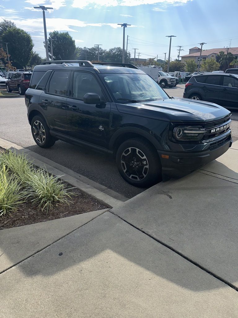 2023 Ford Bronco Sport Outer Banks photo 3