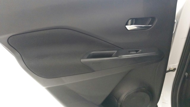 Used 2024 WHITE Nissan SV image 26