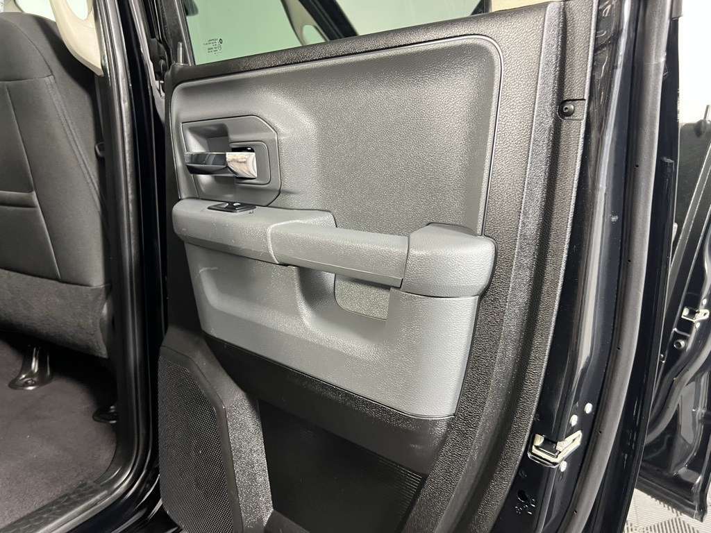 2024 Ram 1500 Classic SLT photo 24