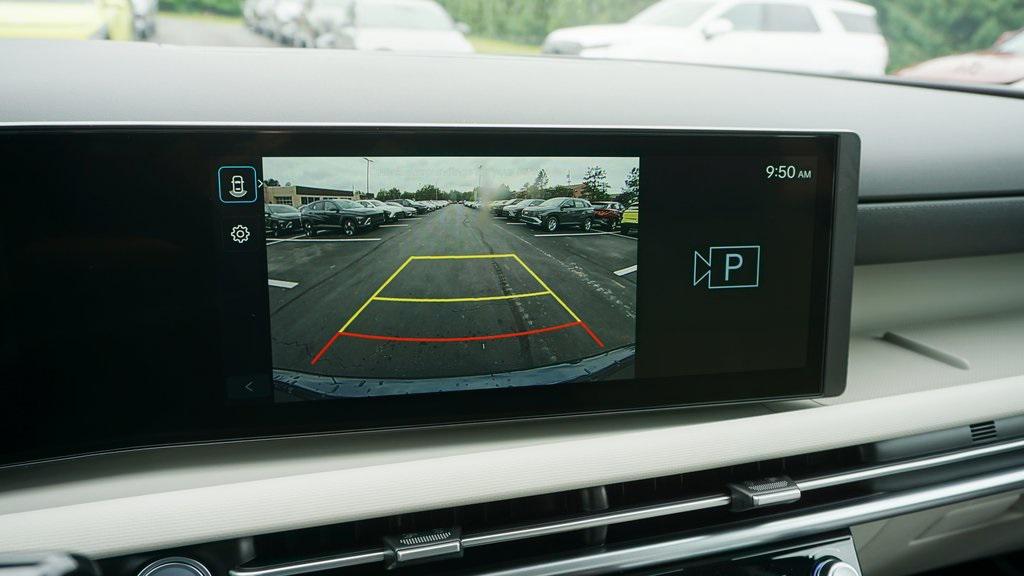 2025 Hyundai Tucson SEL photo 16