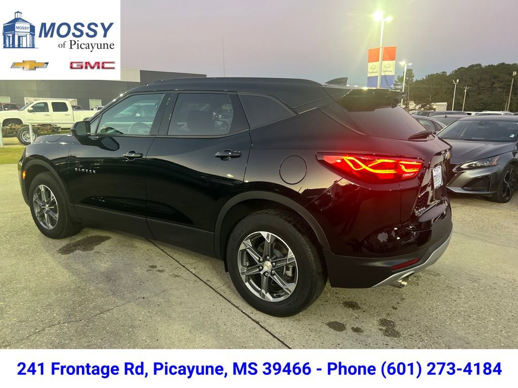 2024 Chevrolet Blazer 2LT photo 3