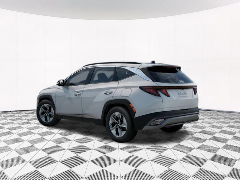2025 Hyundai Tucson SEL photo 4