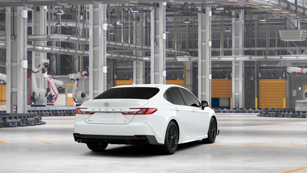 2025 Toyota Camry SE photo 9