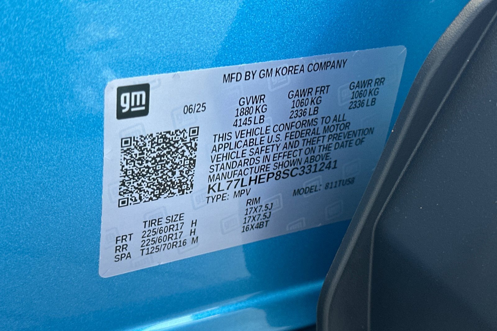 2025 Chevrolet Trax LT photo 29
