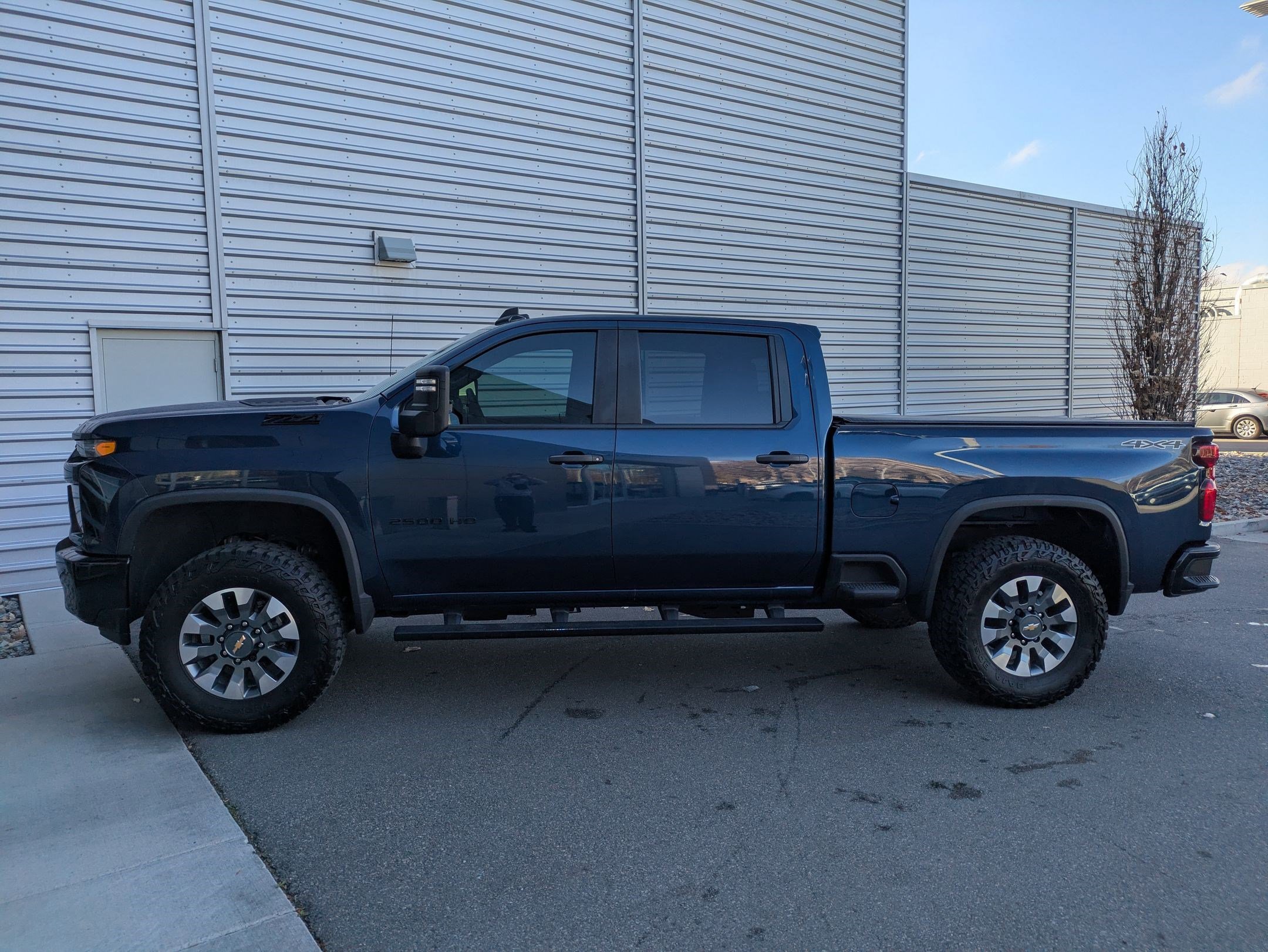 2022 Chevrolet Silverado 2500HD Custom photo 2