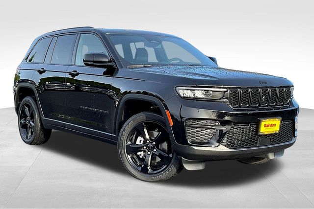 2025 Jeep Grand Cherokee Altitude's photo
