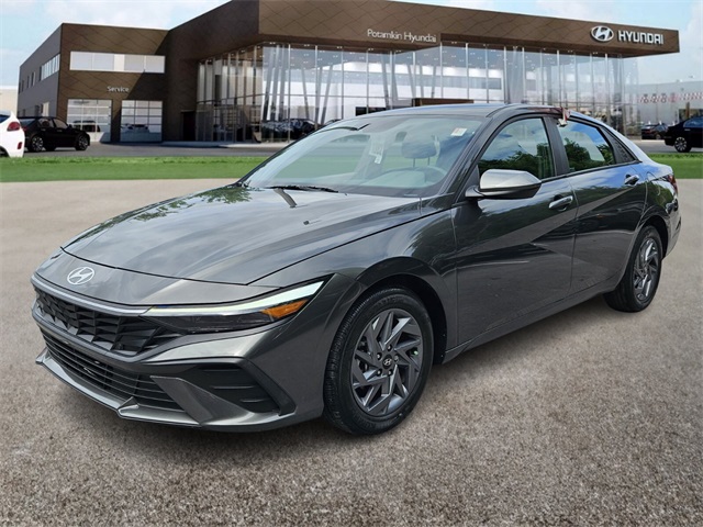 2024 Hyundai Elantra