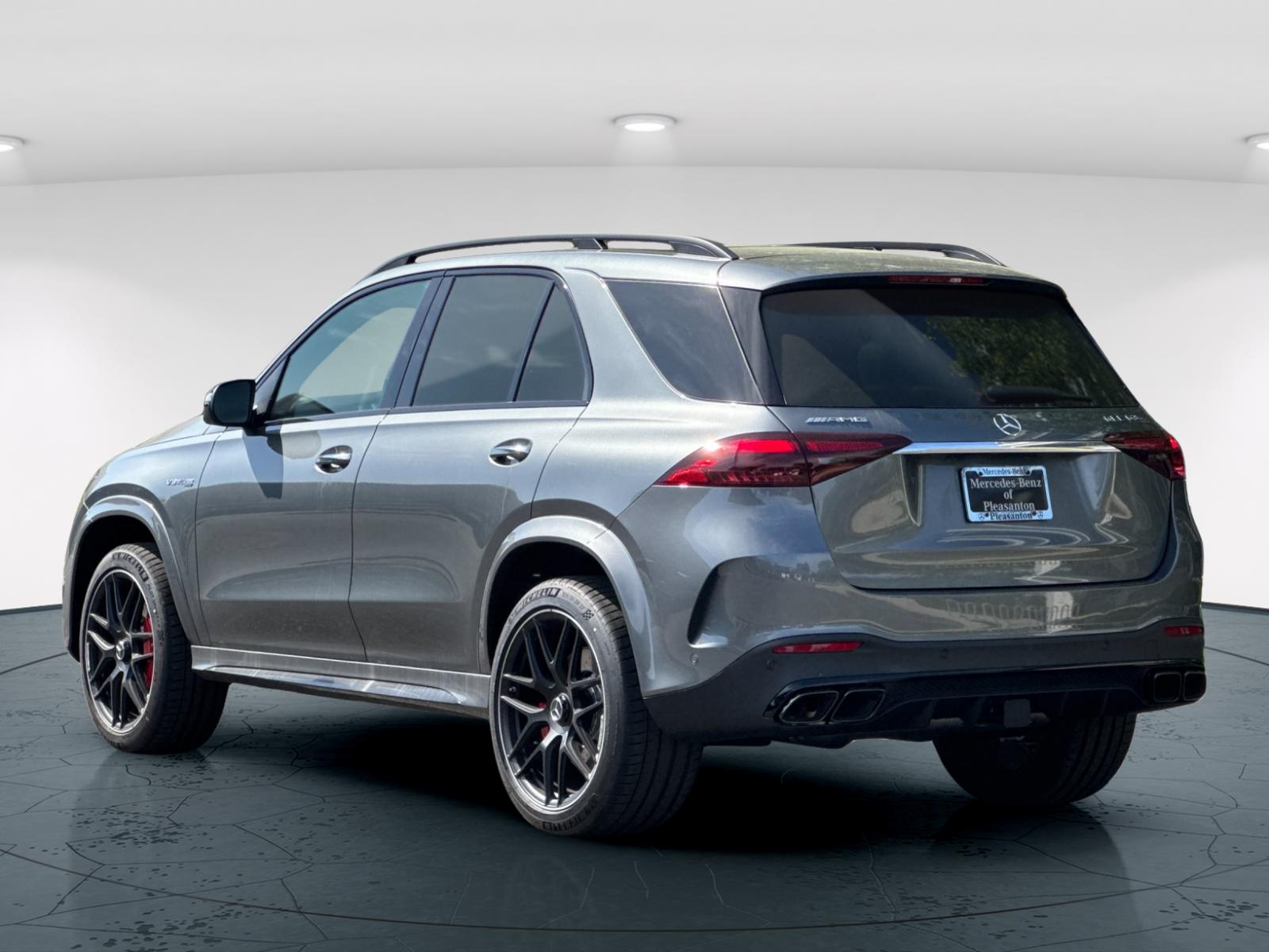 2025 Mercedes Benz GLE AMG 63 S photo 4
