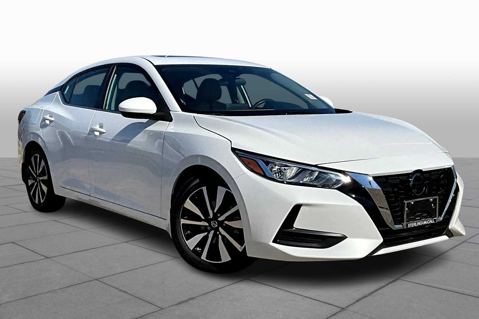 2022 Nissan Sentra SV photo 2