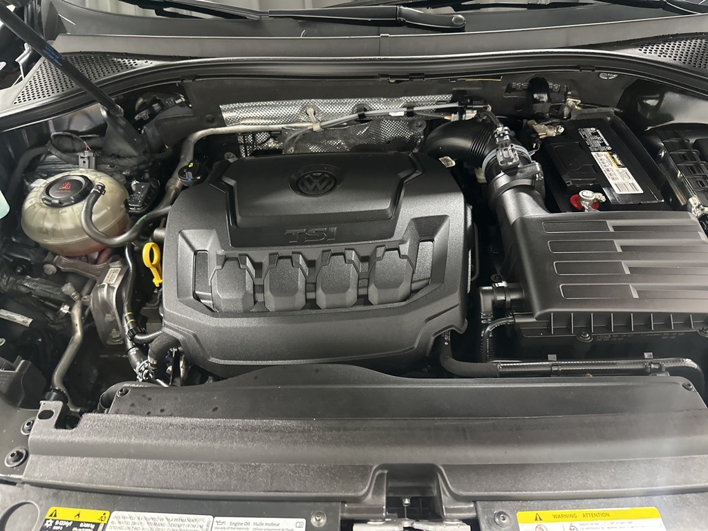 2021 Volkswagen Tiguan R-Line Black SEL photo 11