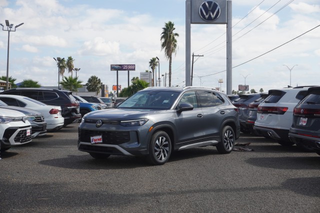 2026 Volkswagen Tiguan S's photo