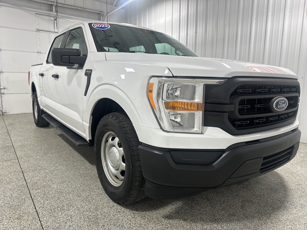 2022 Ford F-150 XL photo 3