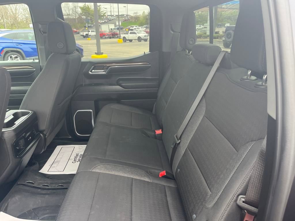 2024 Chevrolet Silverado 1500 RST photo 22