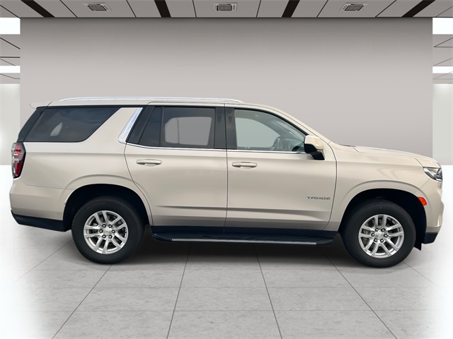 2024 Chevrolet Tahoe LT photo 2