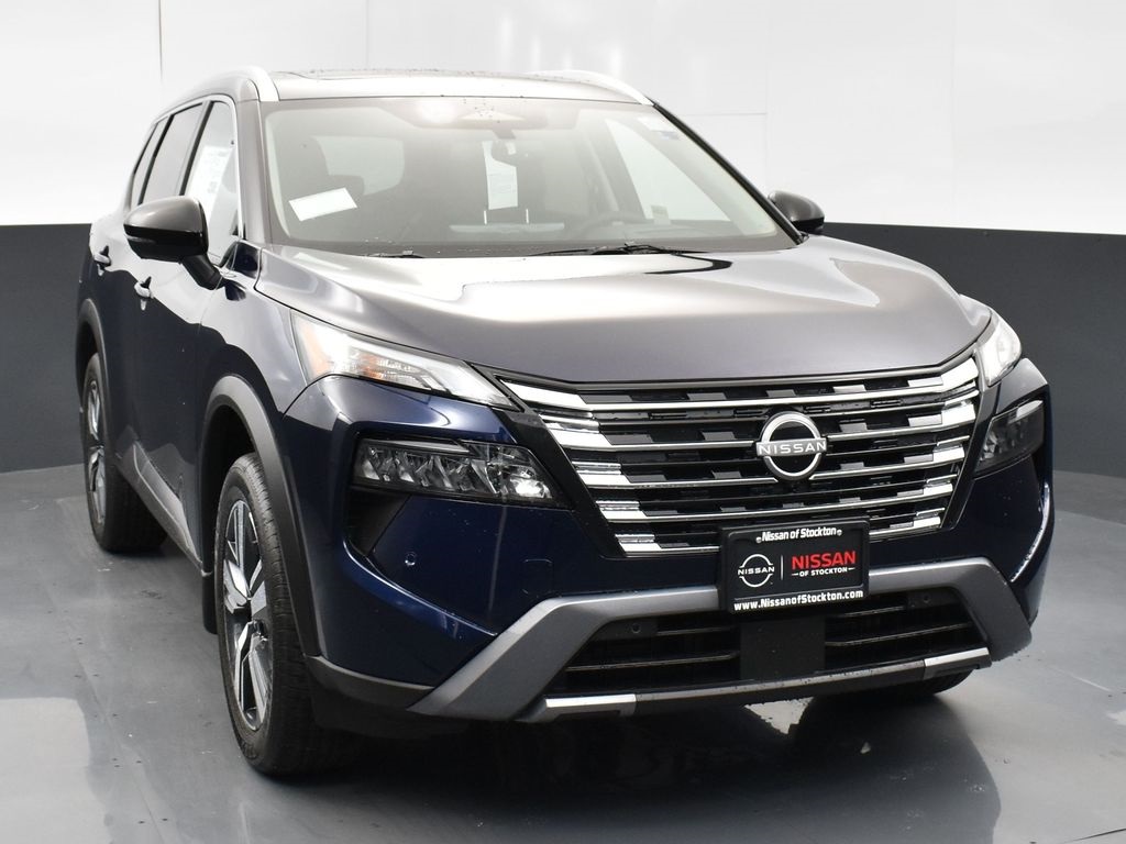 2025 Nissan Rogue SL photo 2
