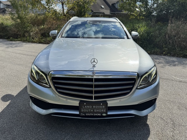 2018 Mercedes Benz E 400 4MATIC Wagon photo 3