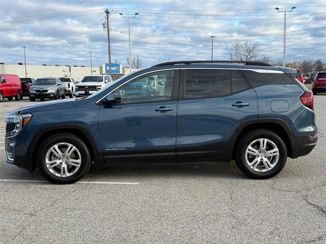 2024 Gmc Terrain SLE photo 2
