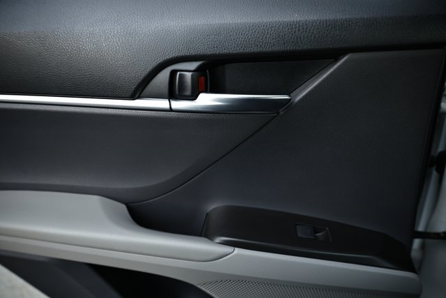 2023 Toyota Camry LE photo 22