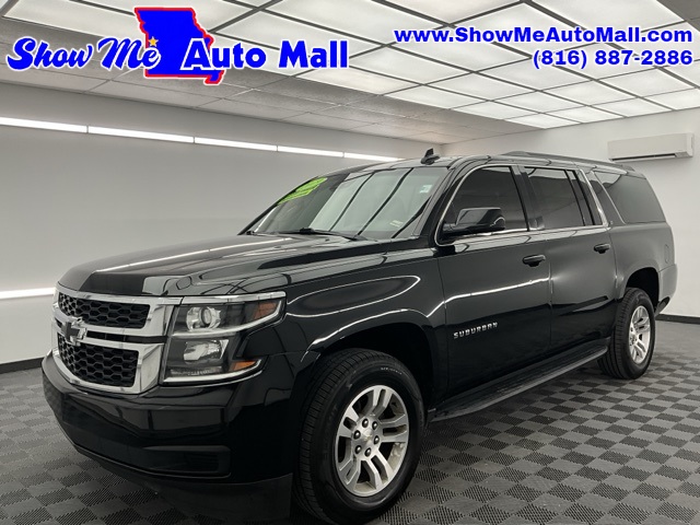 2019 Chevrolet Suburban LT's photo