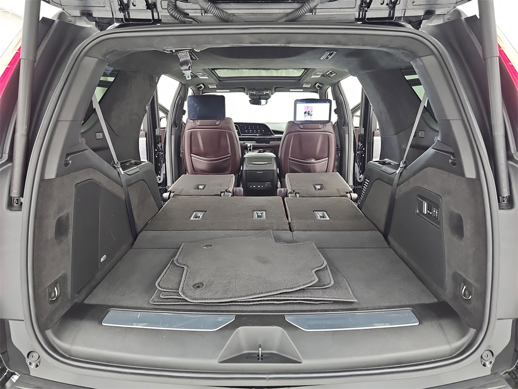2024 Cadillac Escalade Sport Platinum photo 17
