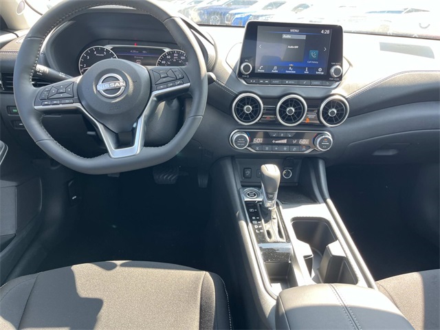 2025 Nissan Sentra SV photo 12