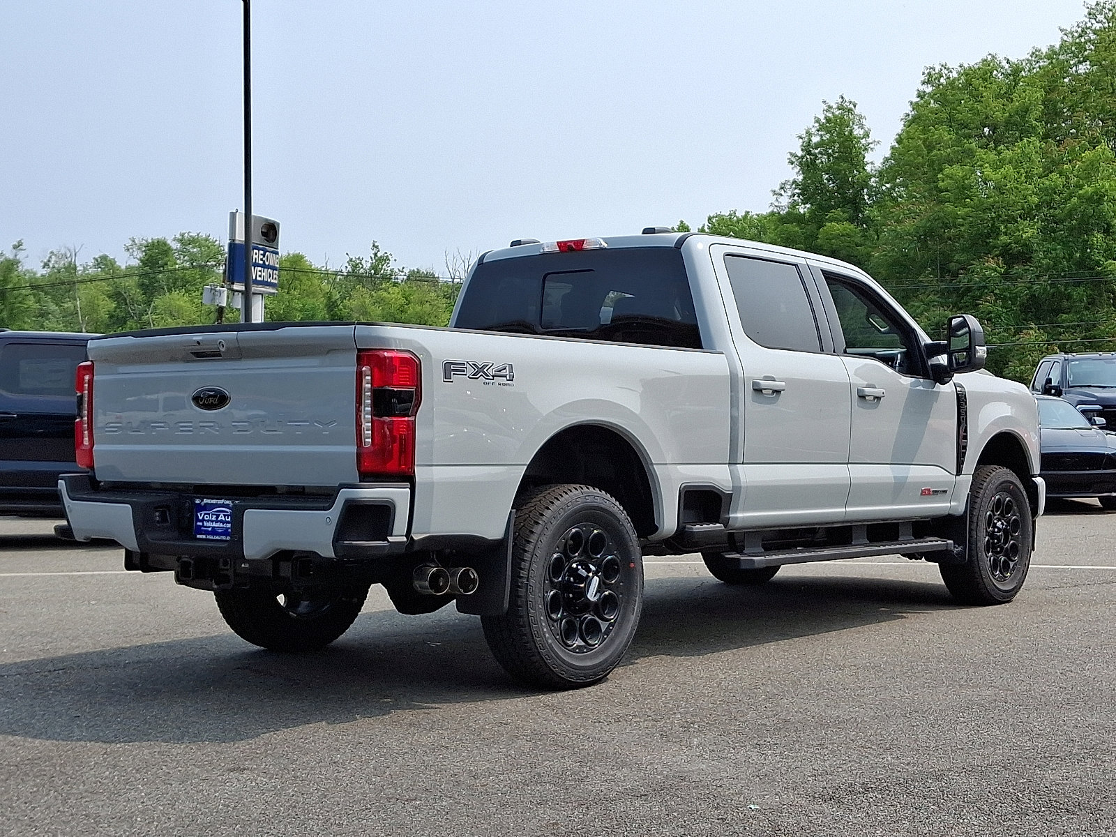 2025 Ford F-350 XLT photo 4