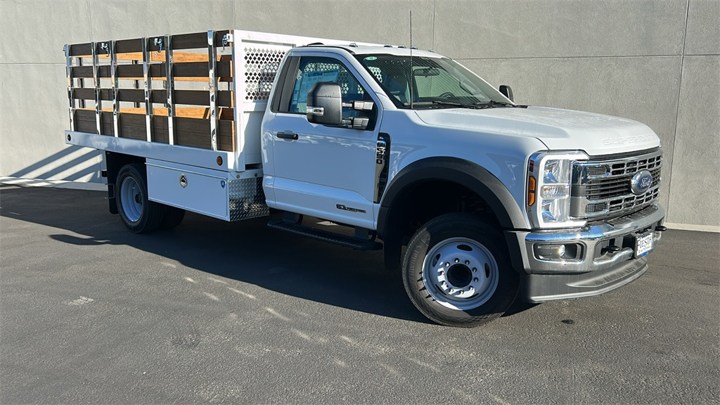 2025 Ford F-550 Super Duty Chassis Cab XL's photo