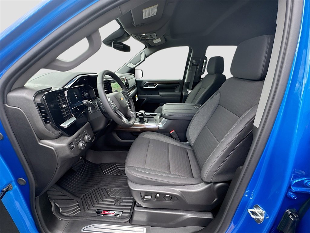 2026 Chevrolet Silverado 1500 LT photo 22
