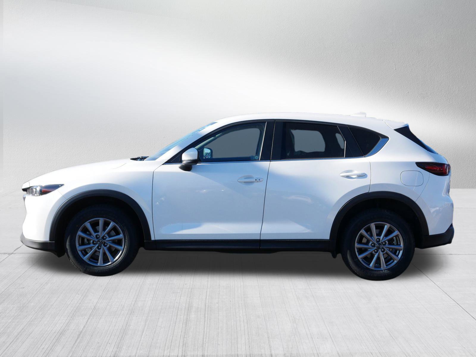 2022 Mazda CX-5 2.5 Select photo 4