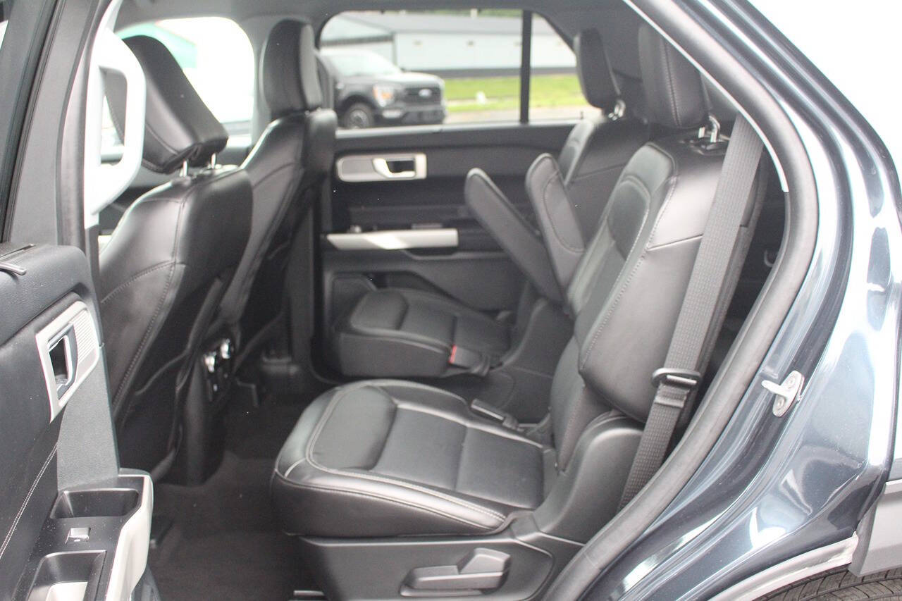 2023 Ford Explorer Limited photo 9