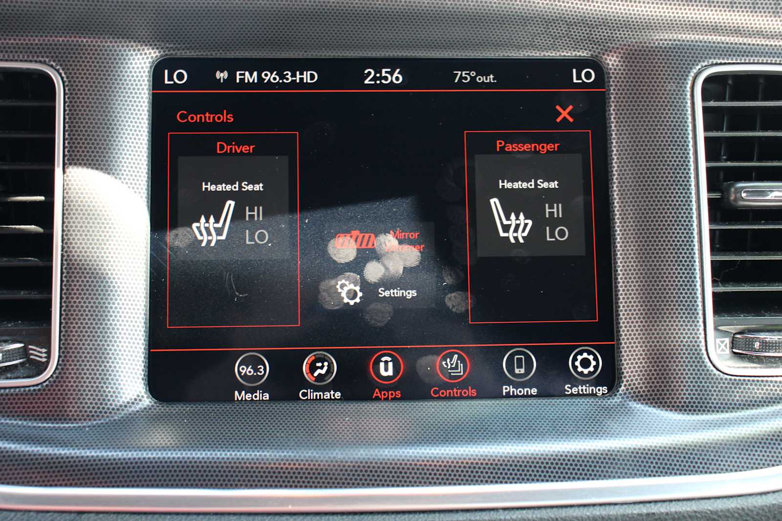 2018 Dodge Charger SXT Plus photo 25