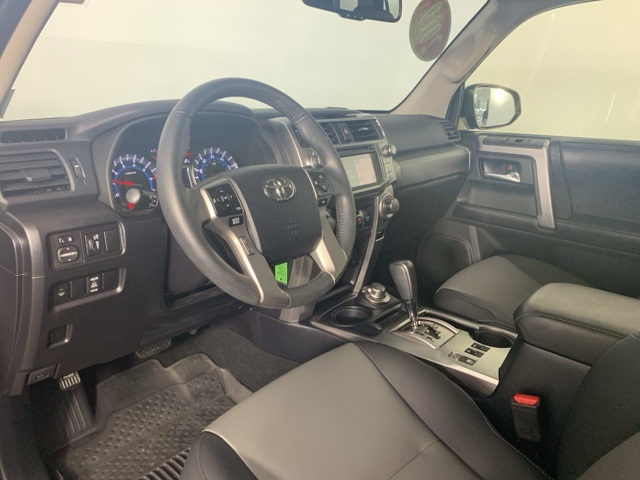 2019 Toyota 4Runner SR5 Premium photo 12
