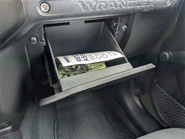 2022 Jeep Wrangler Willys photo 20