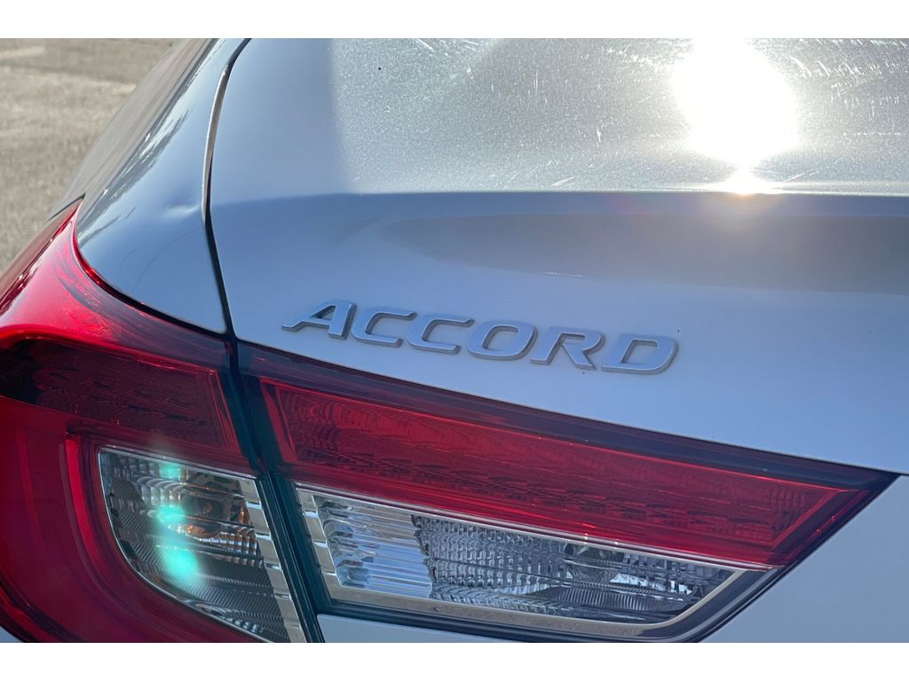 2020 Honda Accord LX photo 14